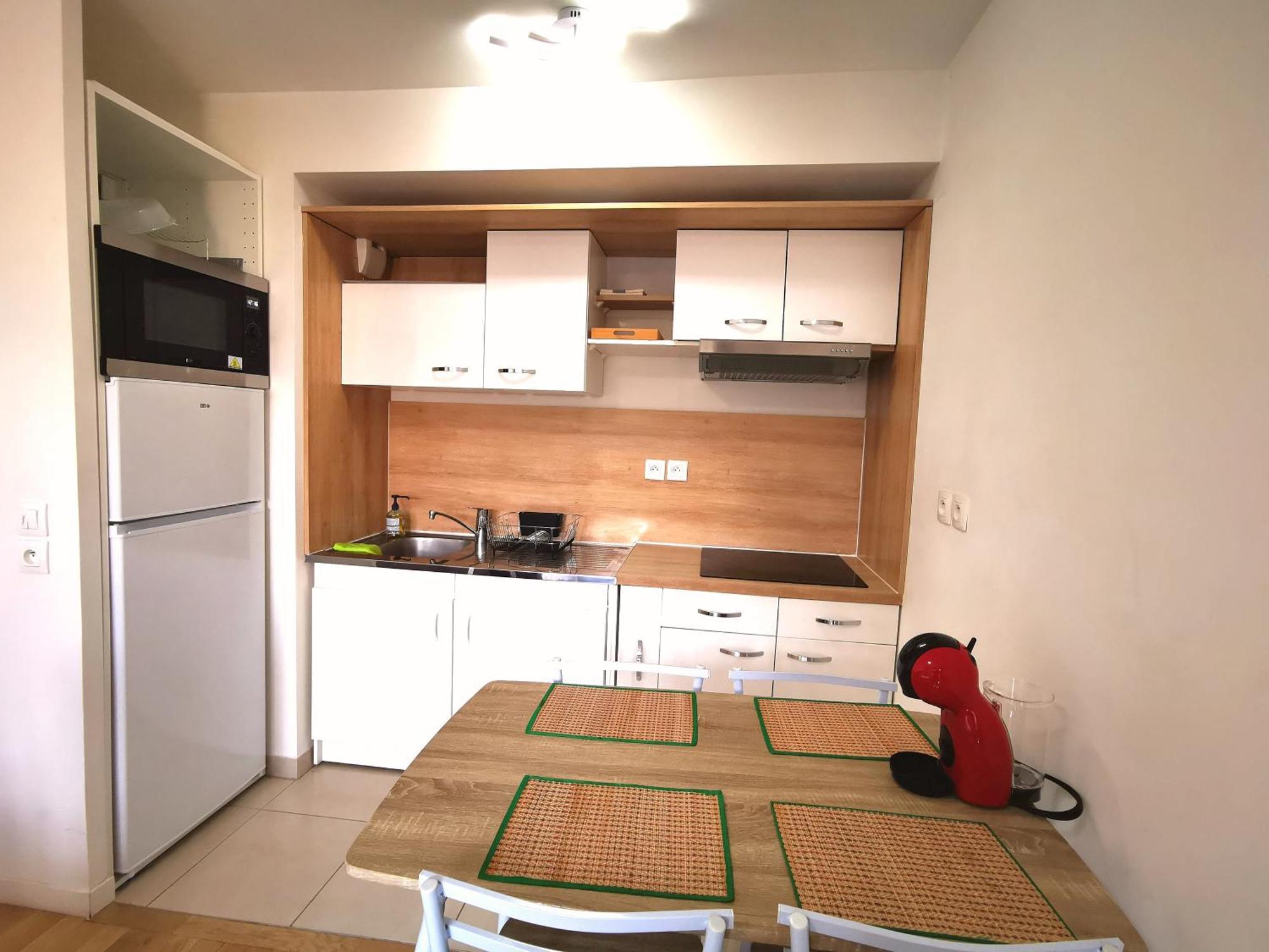 Entire Appartment, 2 Rooms Confortable At Creteil Exterior photo
