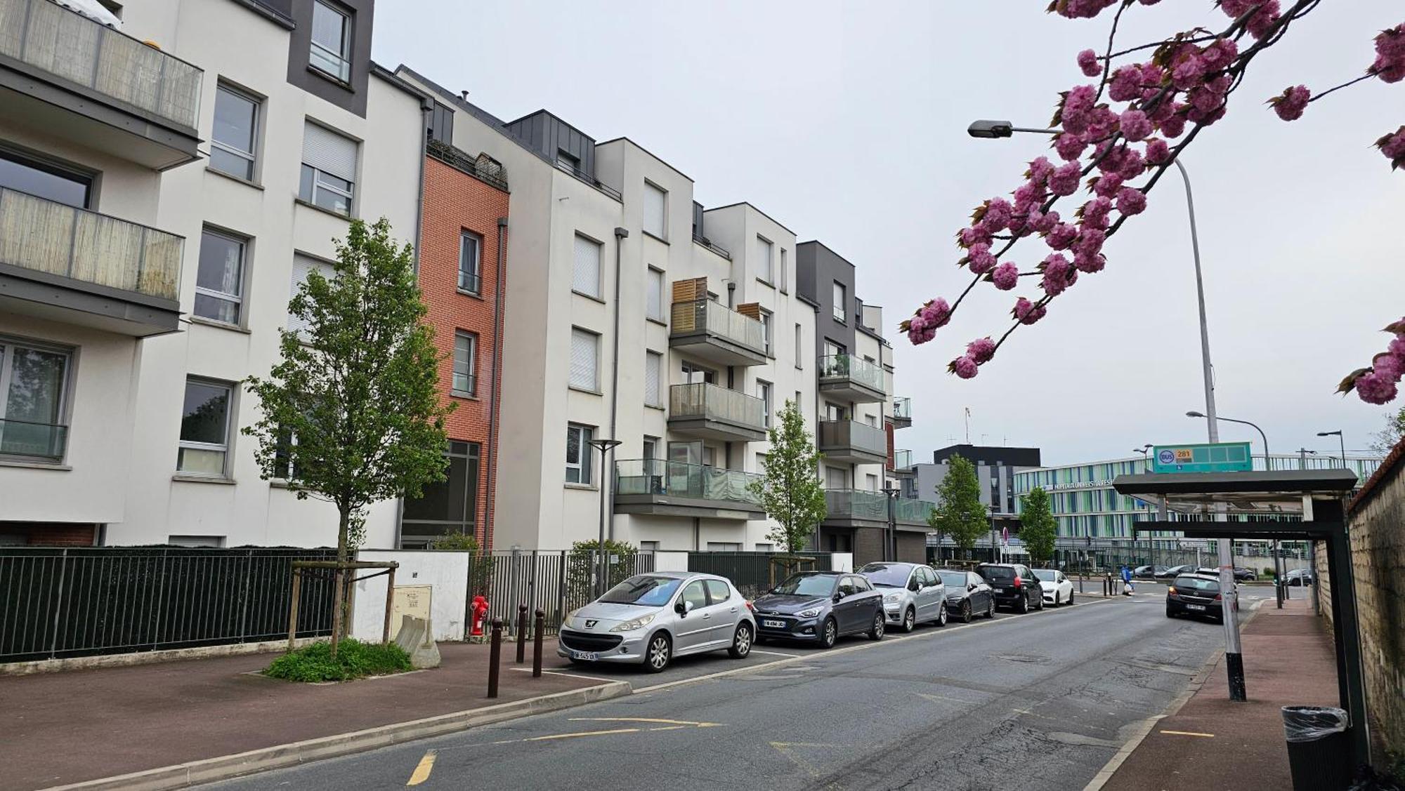 Entire Appartment, 2 Rooms Confortable At Creteil Exterior photo